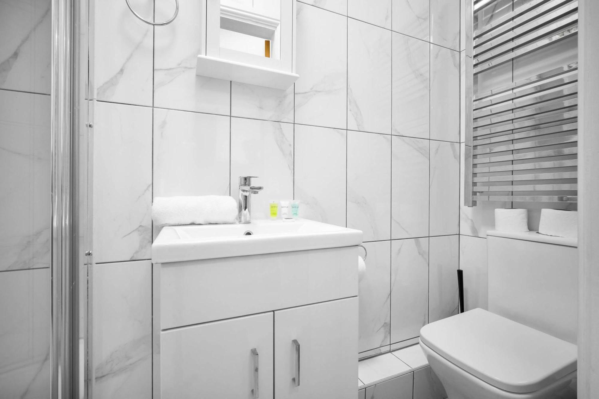 Luxury Apartment - Wifi - Smart Tv - Near City Centre - 2Mr Birmingham Pokoj fotografie